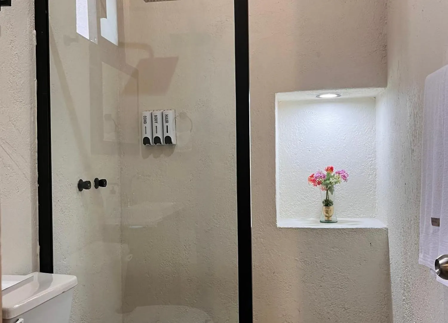 Aura Hotel Boutique 特拉克帕克