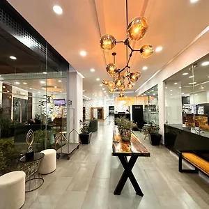 Bugari Aeropuerto Guadalajara Las Pintas