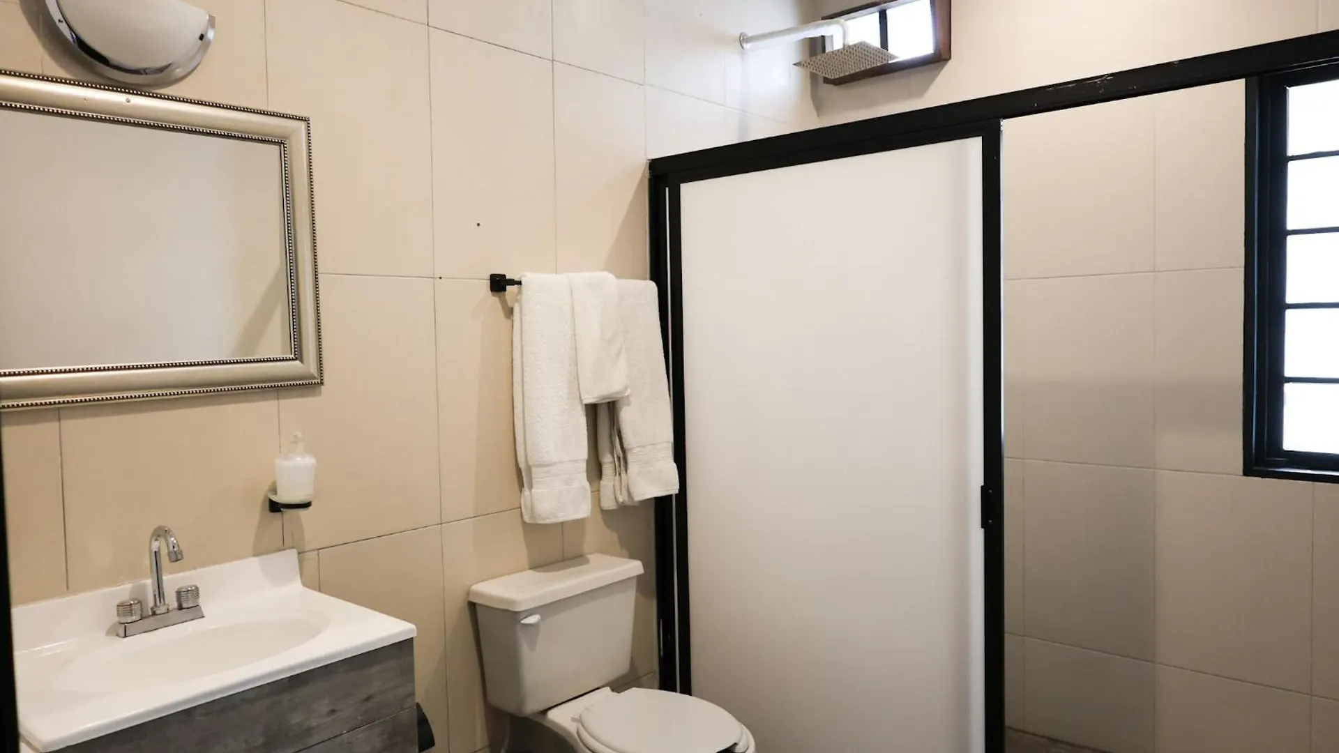 Aura Hotel Boutique Tlaquepaque